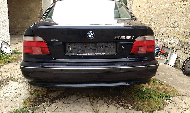 bmw e39 528i orientblau
