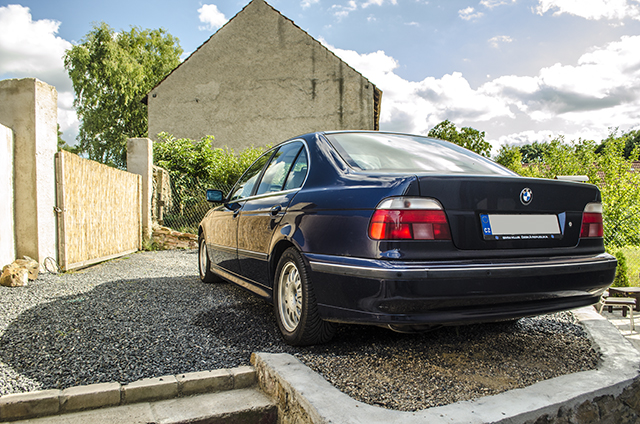 bmw e39 528i orientblau