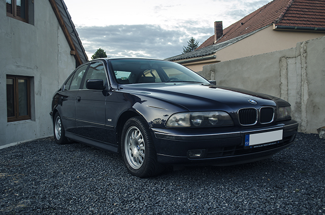 bmw e39 528i orientblau