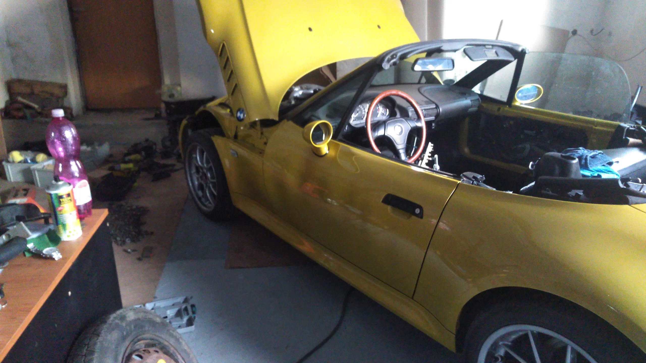 bmw z3 project phoenix yellow