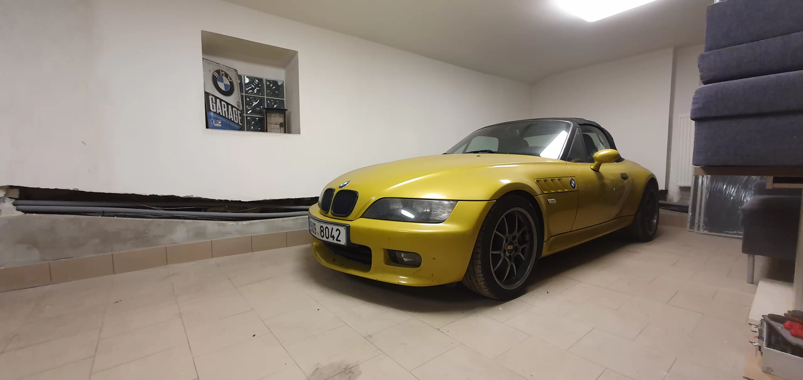 bmw z3 project phoenix yellow