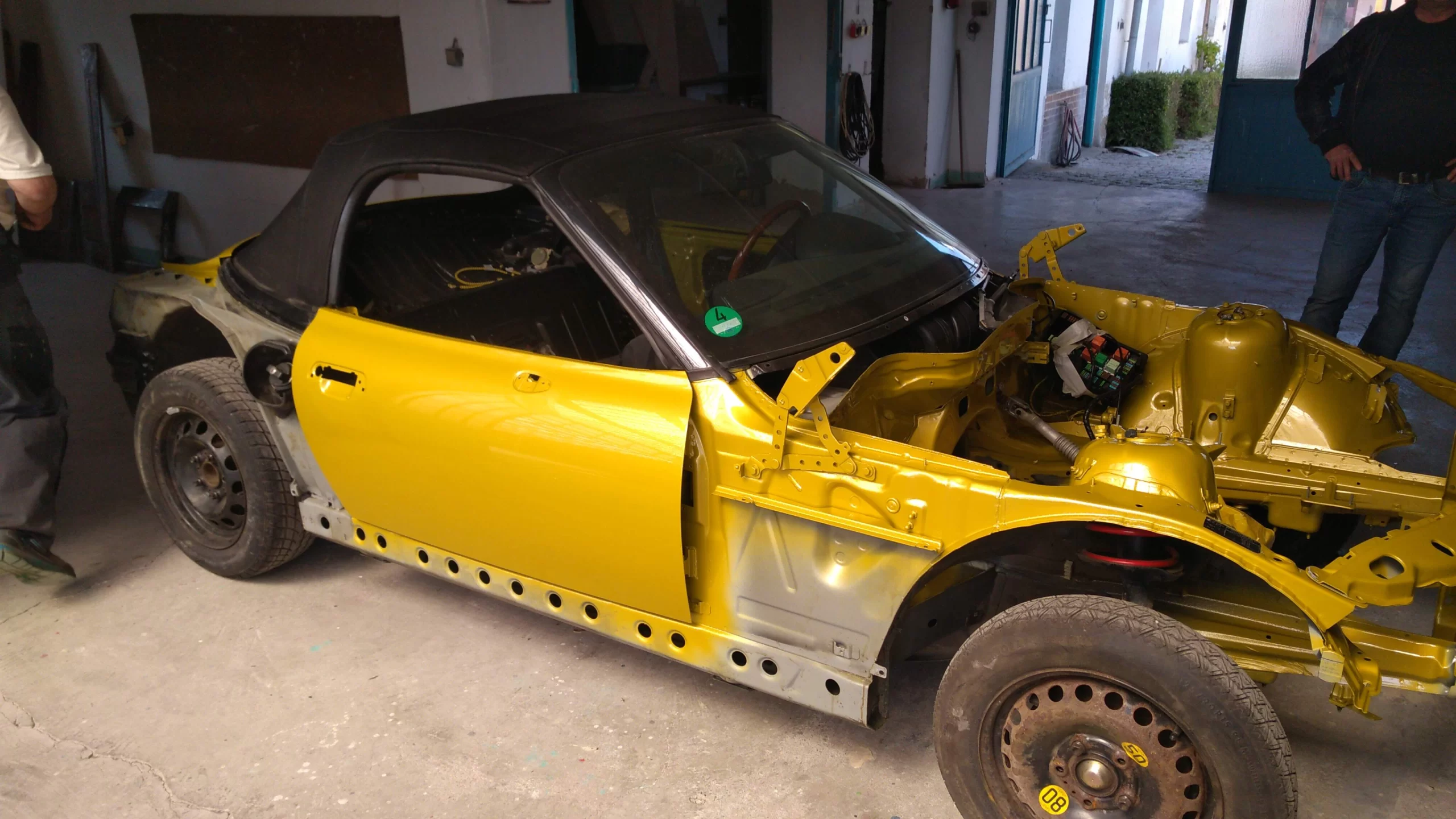 bmw z3 project phoenix yellow