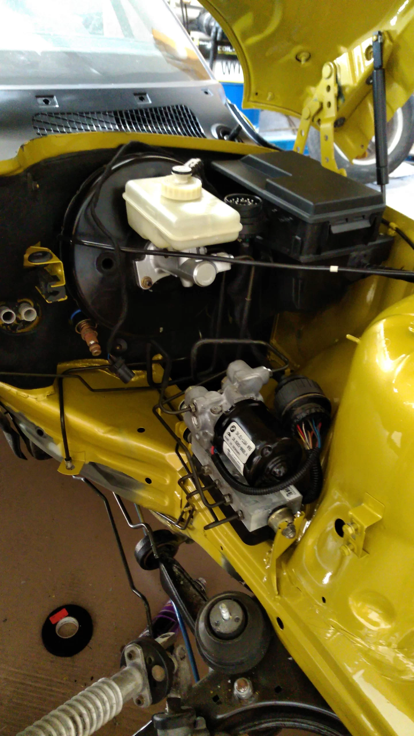 bmw z3 project phoenix yellow