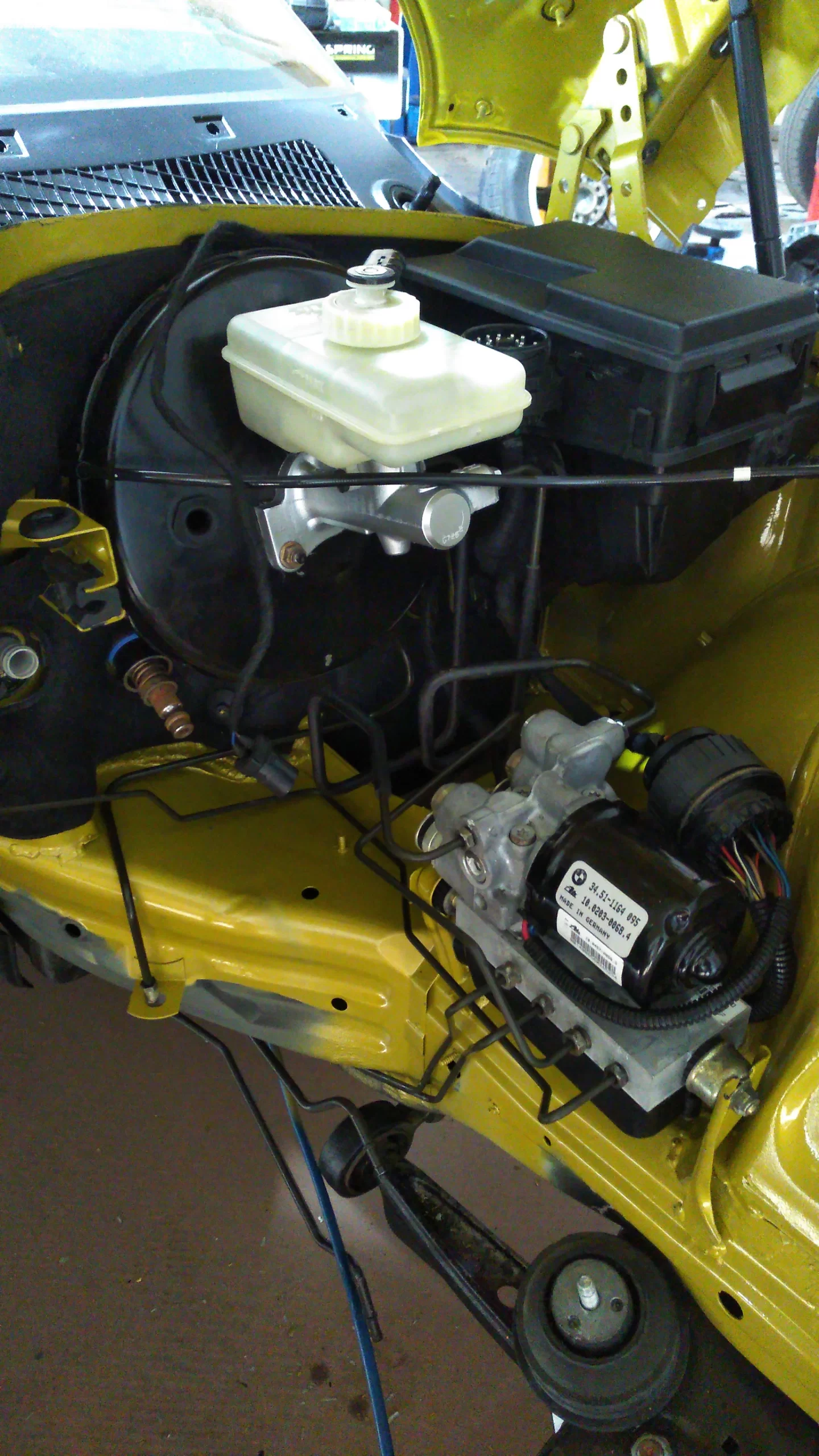 bmw z3 project phoenix yellow